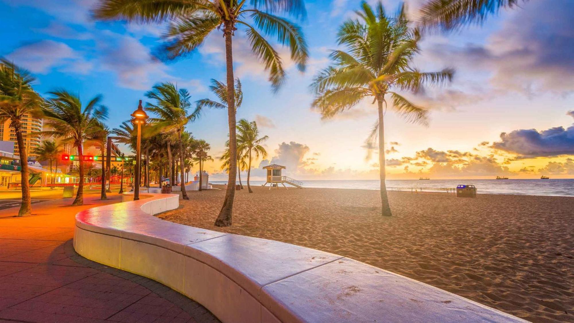 Equipped House W Pool & Patios, Near The Beaches, Prime Location- Ideal For Small Families, Coastal Haven Fort Lauderdale Eksteriør billede