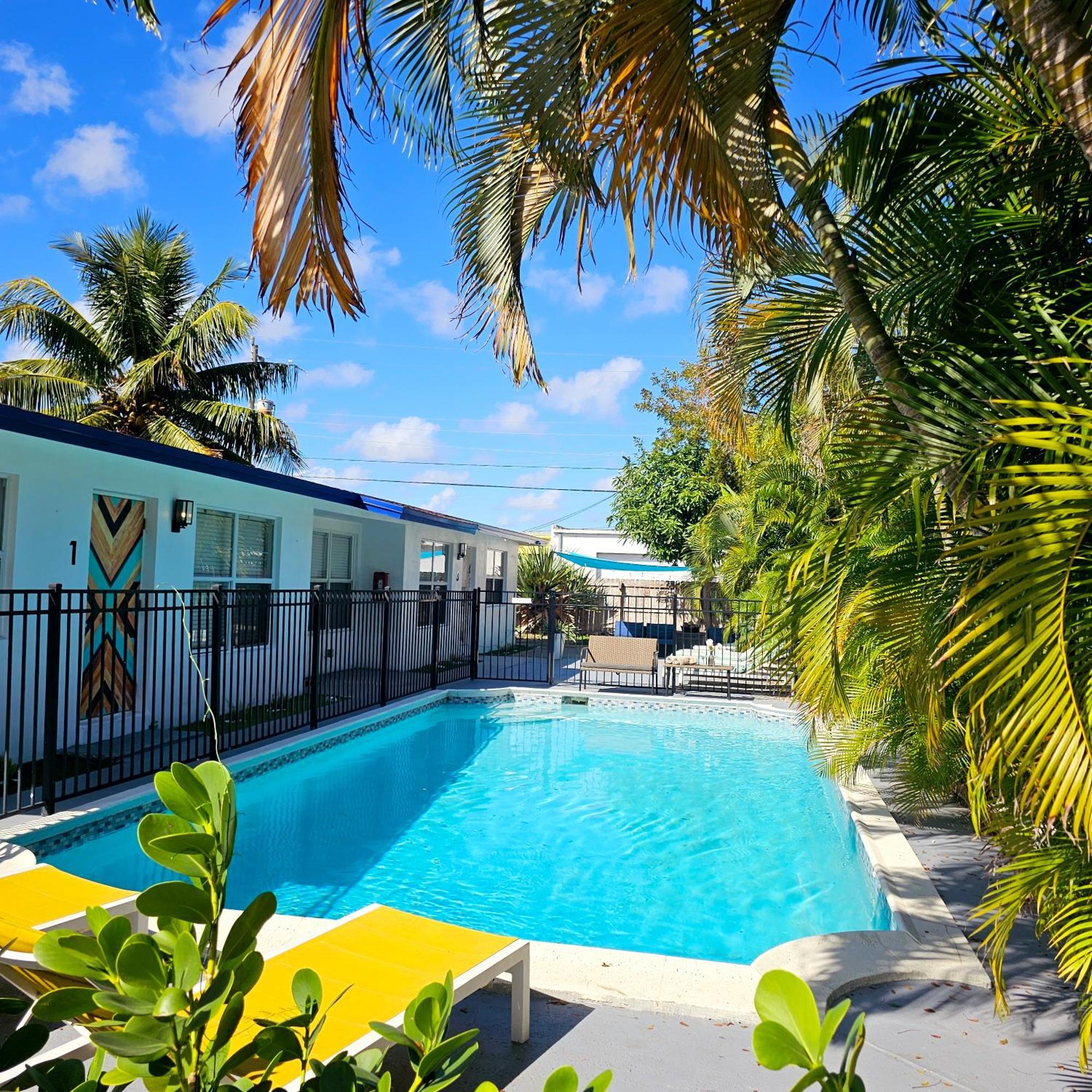 Equipped House W Pool & Patios, Near The Beaches, Prime Location- Ideal For Small Families, Coastal Haven Fort Lauderdale Eksteriør billede